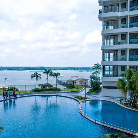 Апартаменти Scenic Country Garden Danga Bay By Lions Bay Джохор-Бару Екстер'єр фото