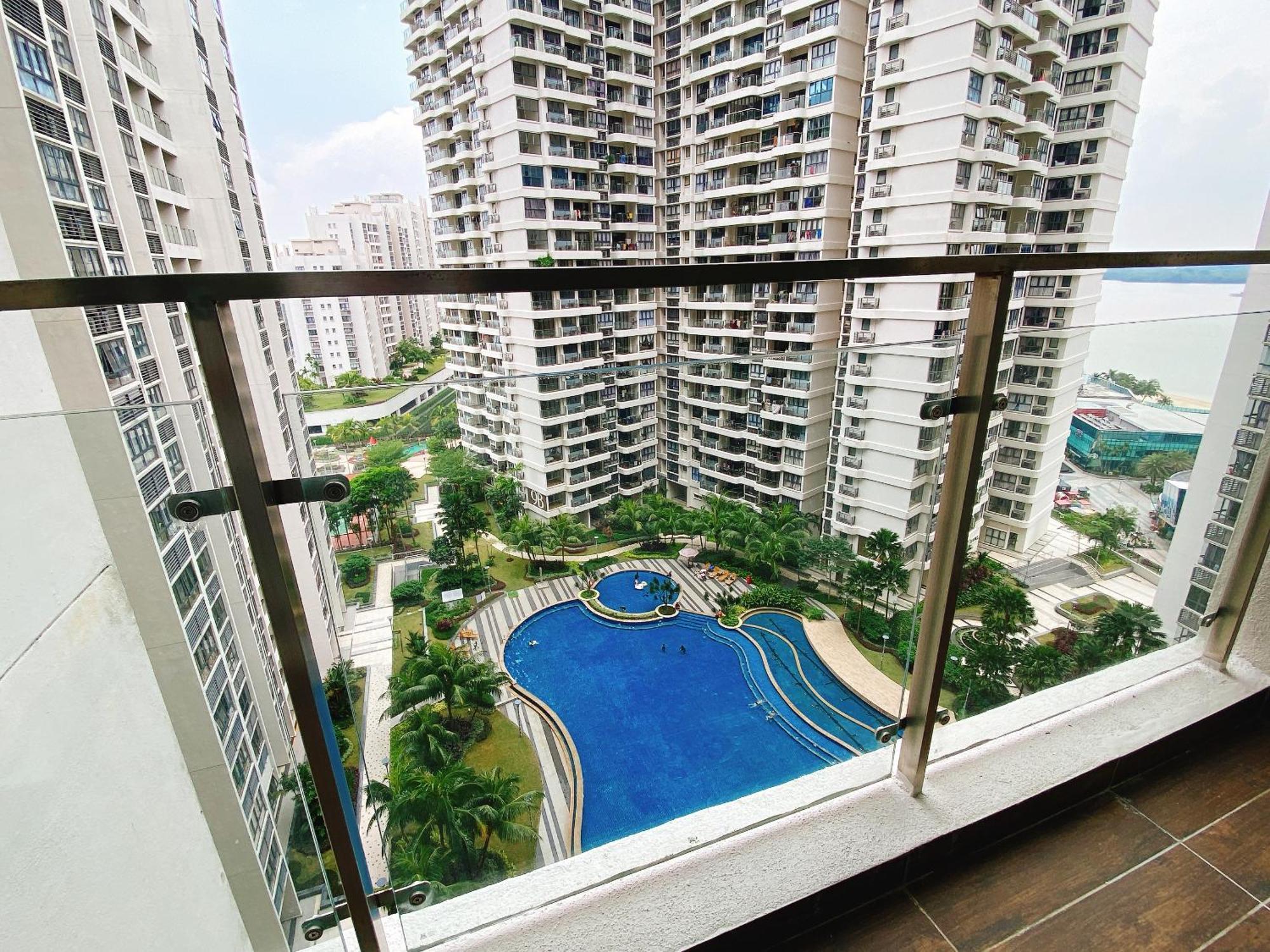 Апартаменти Scenic Country Garden Danga Bay By Lions Bay Джохор-Бару Номер фото
