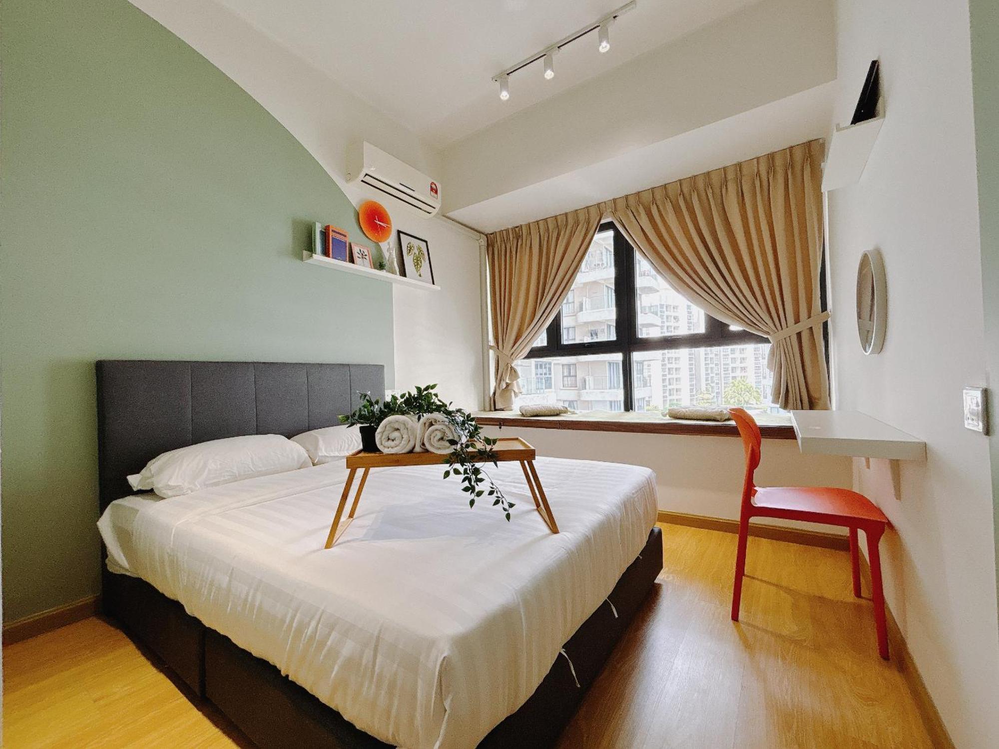 Апартаменти Scenic Country Garden Danga Bay By Lions Bay Джохор-Бару Номер фото