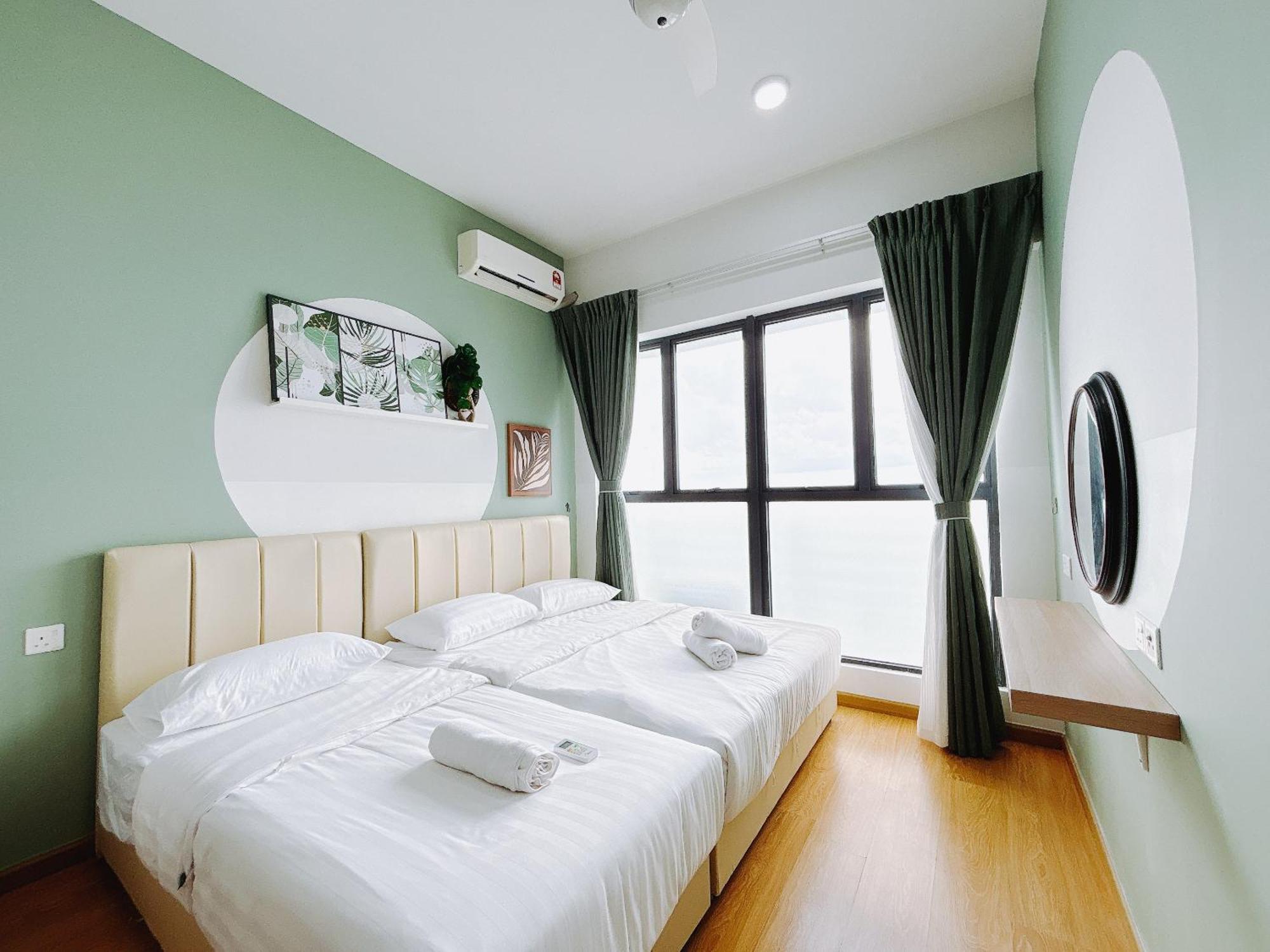 Апартаменти Scenic Country Garden Danga Bay By Lions Bay Джохор-Бару Номер фото